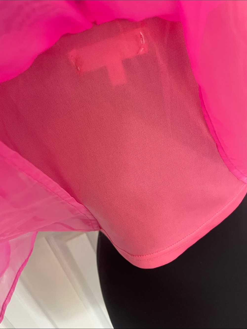 TCEC Hot Pink Ruffle Top L - Picture 4 of 4